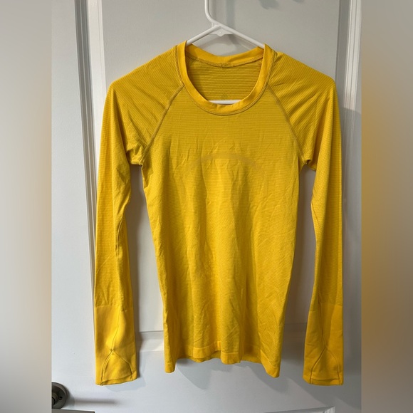 Lululemon Athletica Swiftly Long Sleeve‎ - Yellow - Size 4 - Picture 1 of 4